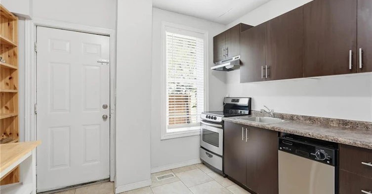 1-51 Wellington Street N, Hamilton, ON, L8R 1M9 - 14