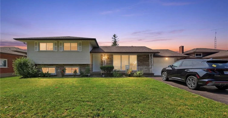 Upper-6562 Glengate Street, Niagara Falls, ON, L2E 5S7