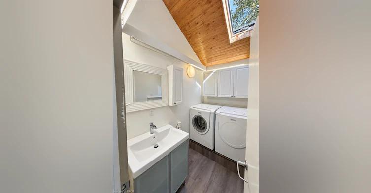 Second Floor-48 York Road, Hamilton, ON, L9H 1L4 - 4