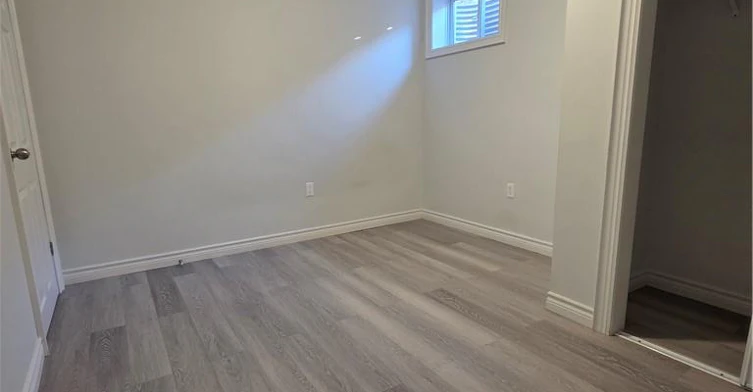 LOWER-264 Holbeach Court, Waterloo, ON, N2J 4Y7 - 14