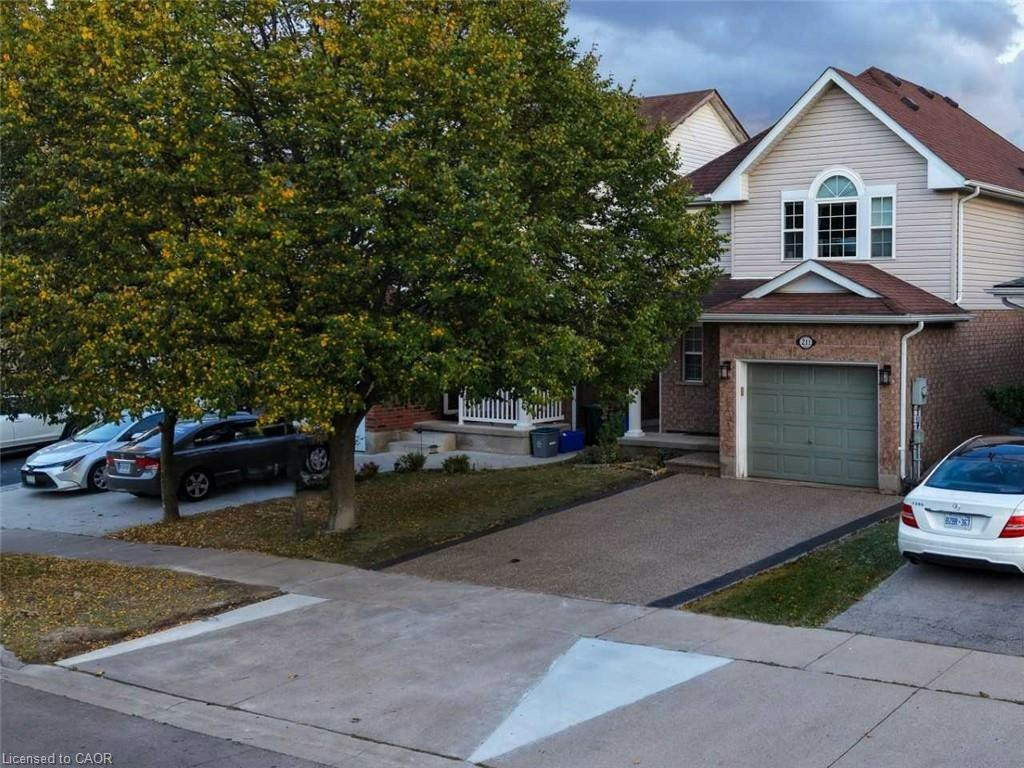211 Melran Drive, Cambridge, ON, N3C 4E5