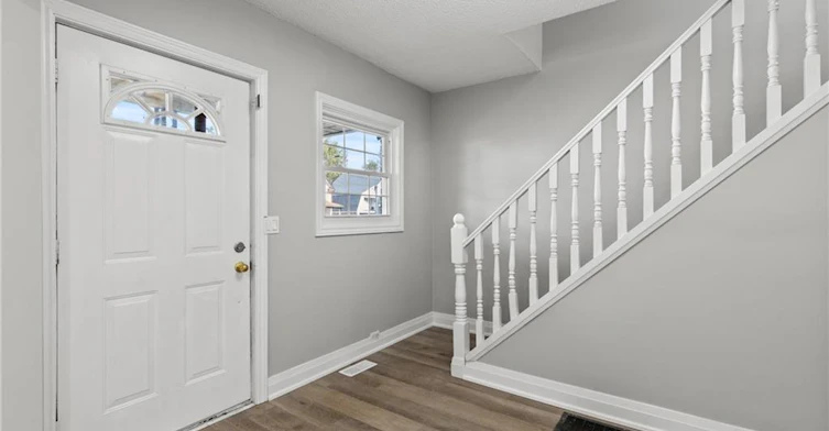Upper-15 Mccormick Street, Welland, ON, L3C 4L8 - 4