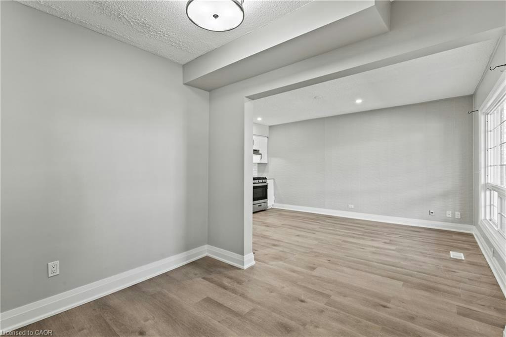 Upper-15 Mccormick Street, Welland, ON, L3C 4L8 - 5