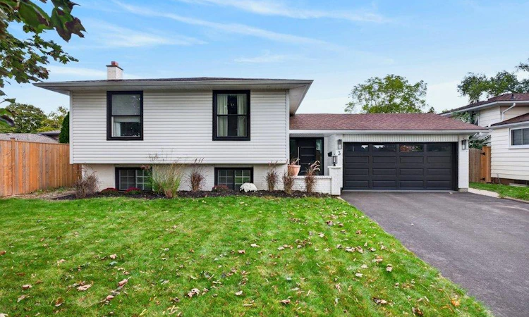 3 Regatta Drive