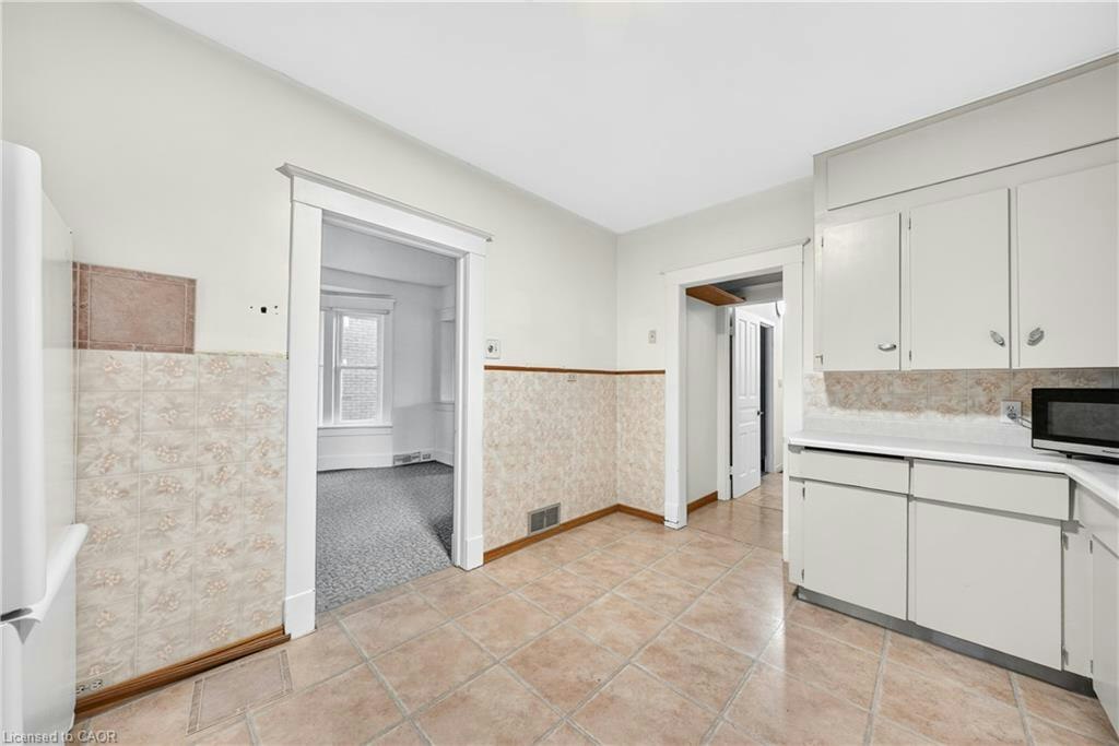 63 Mt Hope Street, Kitchener, ON, N2G 2J5 - 14