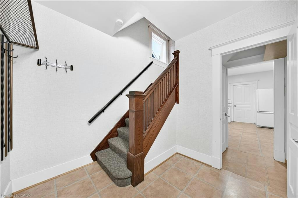 63 Mt Hope Street, Kitchener, ON, N2G 2J5 - 4