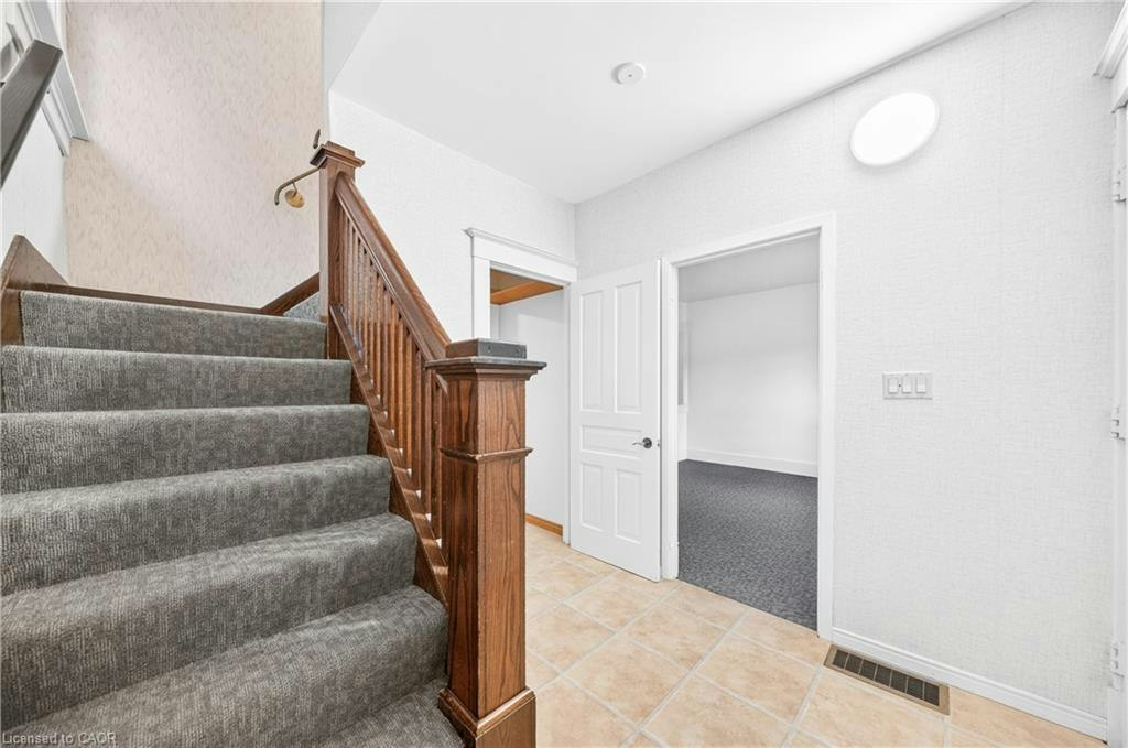 63 Mt Hope Street, Kitchener, ON, N2G 2J5 - 15