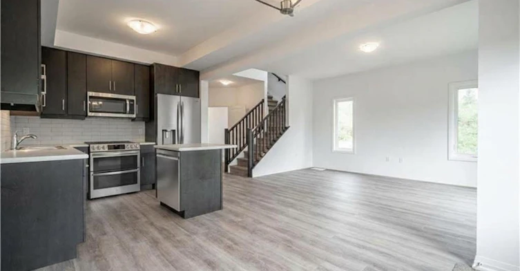 72-4552 Portage Road, Niagara Falls, ON, L2E 0B8 - 3