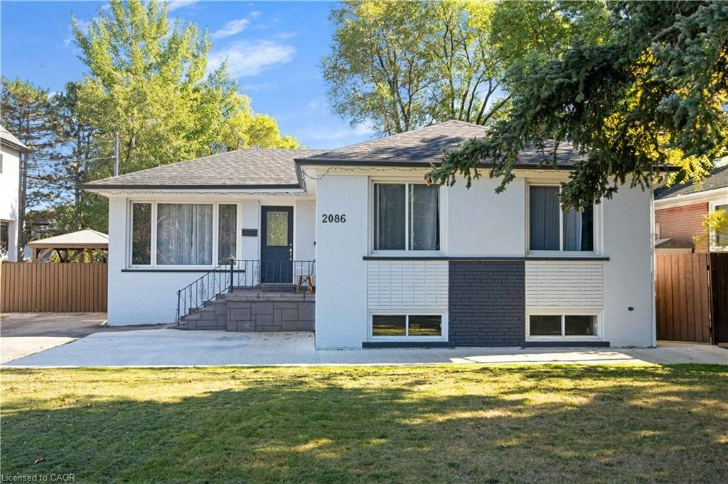 2086 Bridge Road, Oakville, ON, L6L 2E9