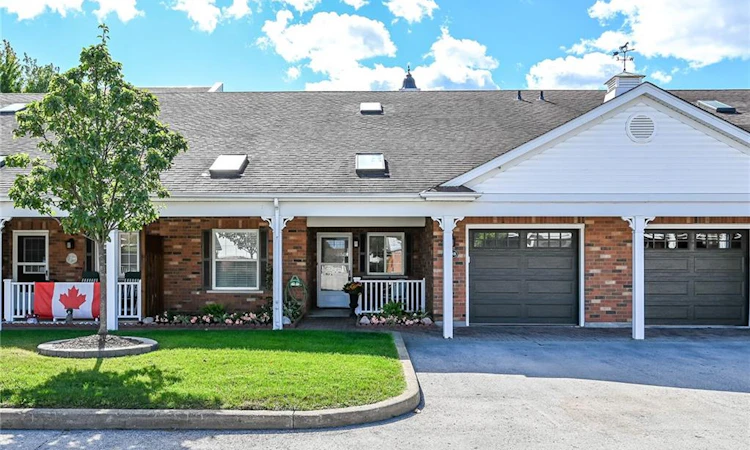 4-4108 Loganberry Court