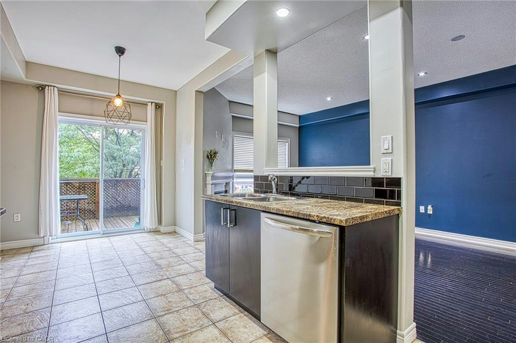 Main-52 Dartmouth Gate, Hamilton, ON, L8E 0B9 - 13