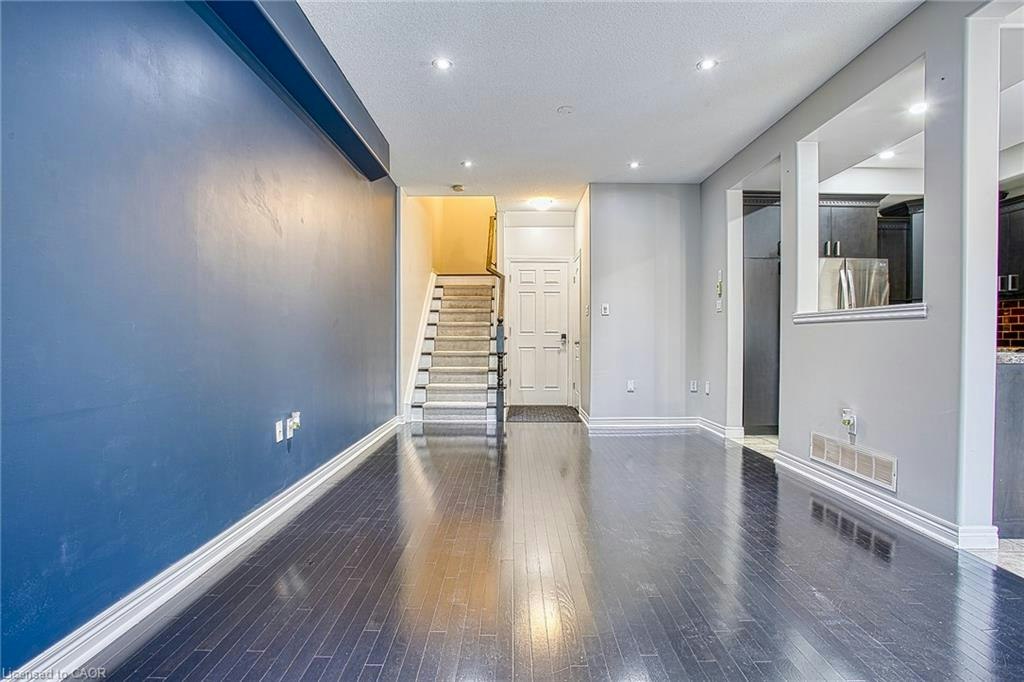Main-52 Dartmouth Gate, Hamilton, ON, L8E 0B9 - 8