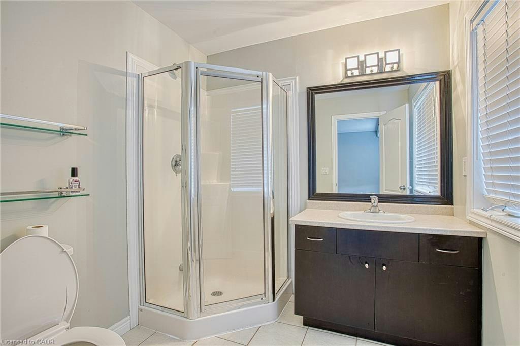 Main-52 Dartmouth Gate, Hamilton, ON, L8E 0B9 - 17