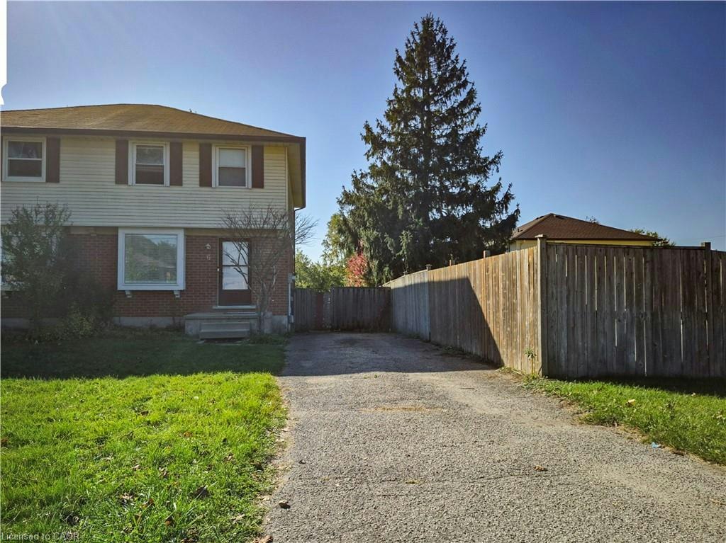 6 Stanley Avenue, Woolwich, ON, N2K 1C5