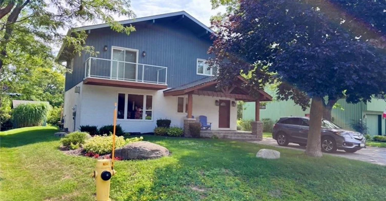 136 Carmichael Crescent, Blue Mountains, ON, L9Y 0R3