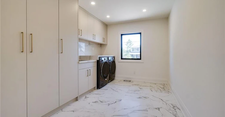 24 Royce Avenue, Hamilton, ON, L8G 3B5 - 24