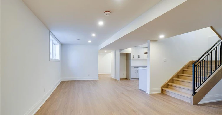 24 Royce Avenue, Hamilton, ON, L8G 3B5 - 3