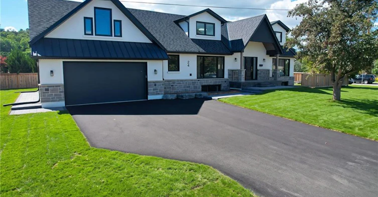 24 Royce Avenue, Hamilton, ON, L8G 3B5 - 2