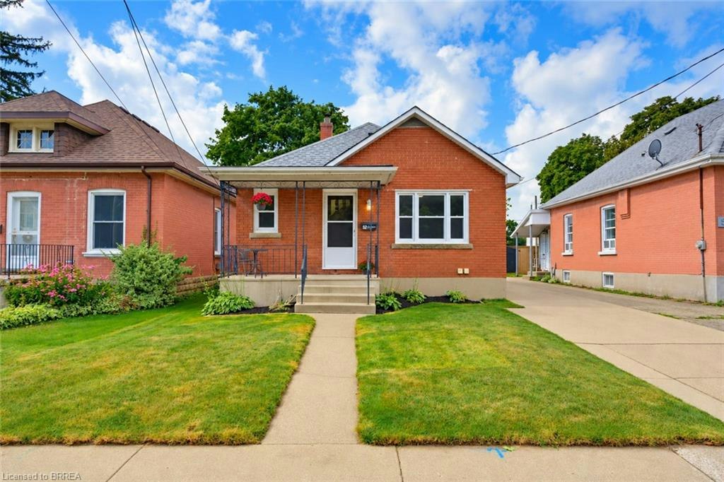 52 Burwell Street, Brantford, ON, N3T 4T7