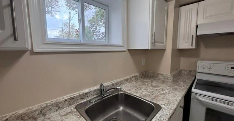 Lower-614 Fennell Avenue E, Hamilton, ON, L8V 1T4 - 7
