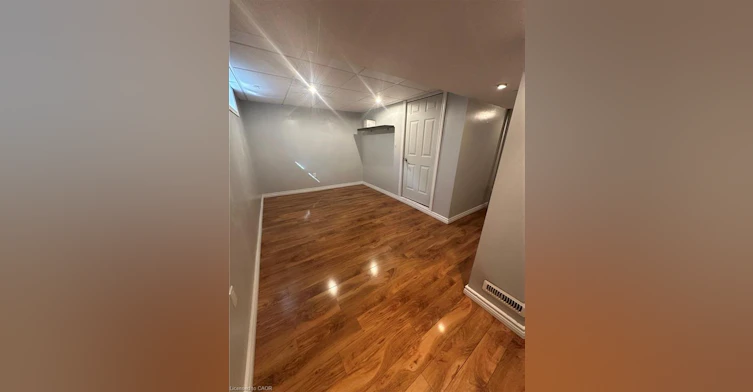 28-250 Magnolia Drive, Hamilton, ON, L9C 6M3 - 9