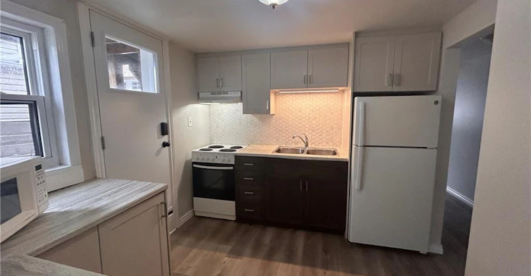 1-322 Edwin Street, Kitchener, ON, N2H 4P6 - 8