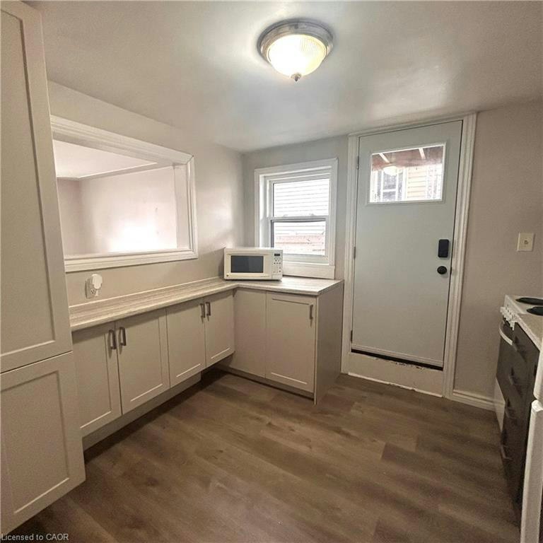 1-322 Edwin Street, Kitchener, ON, N2H 4P6 - 5