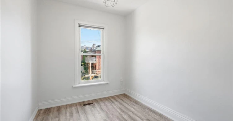 2-51 Wellington Street N, Hamilton, ON, L8R 1M9 - 13