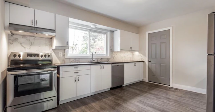 2373 Barclay Road, Burlington, ON, L7R 2B7 - 13