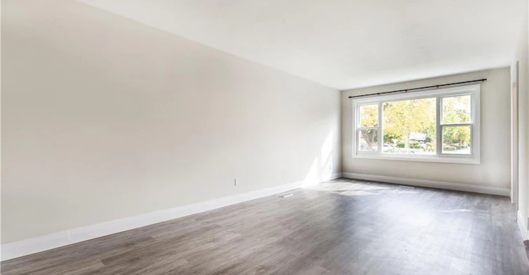 2373 Barclay Road, Burlington, ON, L7R 2B7 - 12