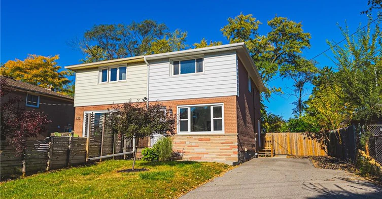 2373 Barclay Road, Burlington, ON, L7R 2B7 - 2