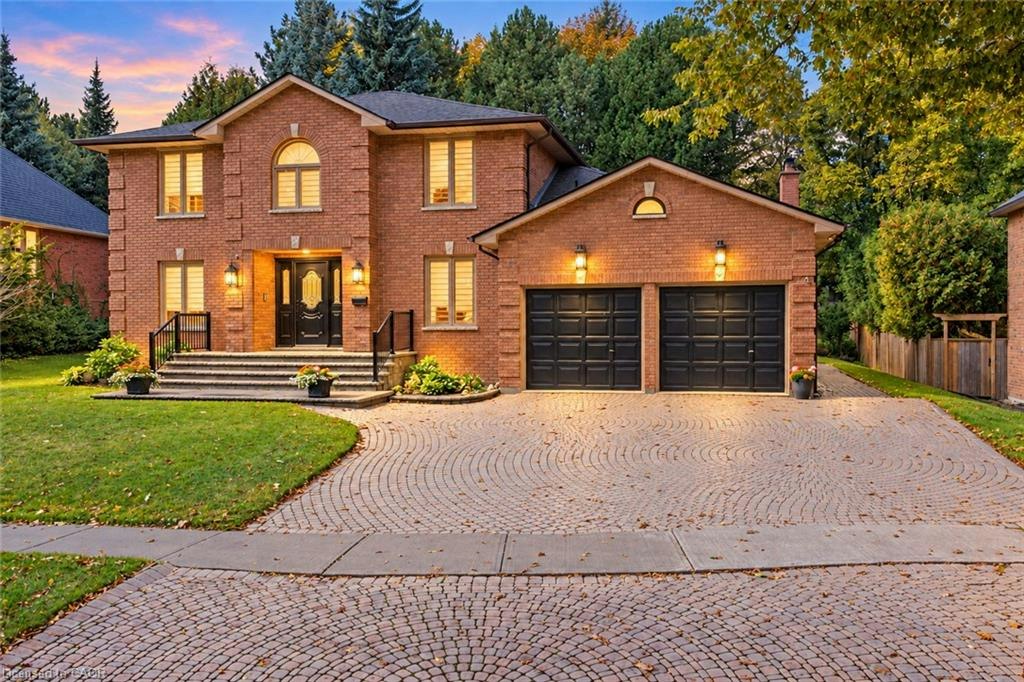 144 Lovers Lane, Hamilton, ON, L9G 1G8