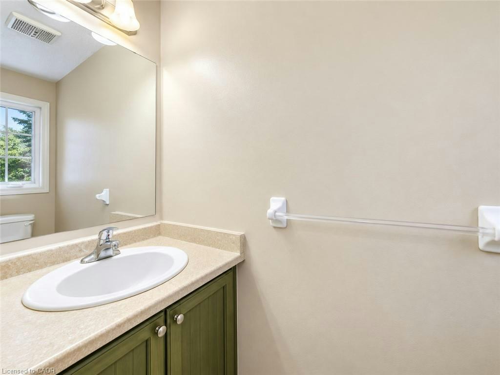 98 Donnenwerth Drive, Kitchener, ON, N2E 4C9 - 7