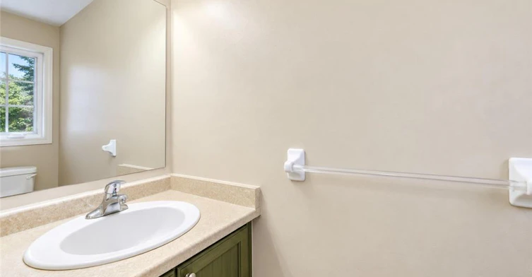 98 Donnenwerth Drive, Kitchener, ON, N2E 4C9 - 7