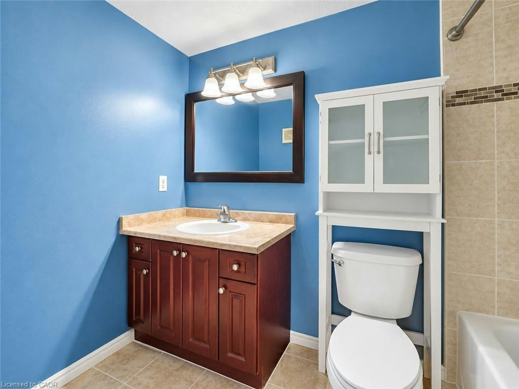 98 Donnenwerth Drive, Kitchener, ON, N2E 4C9 - 13