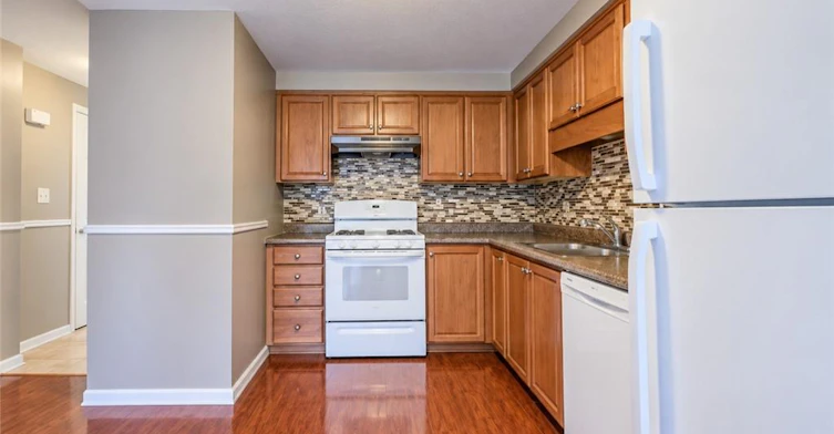 98 Donnenwerth Drive, Kitchener, ON, N2E 4C9 - 8