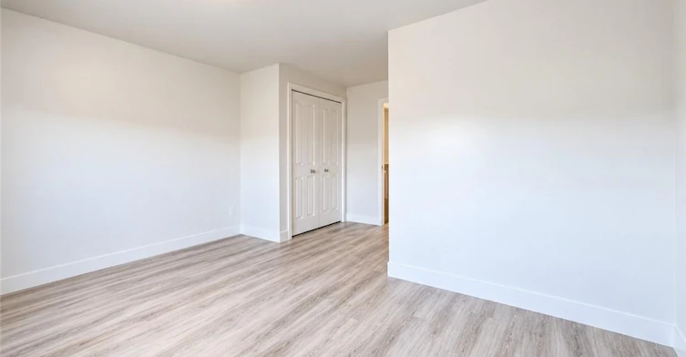 98 Donnenwerth Drive, Kitchener, ON, N2E 4C9 - 10