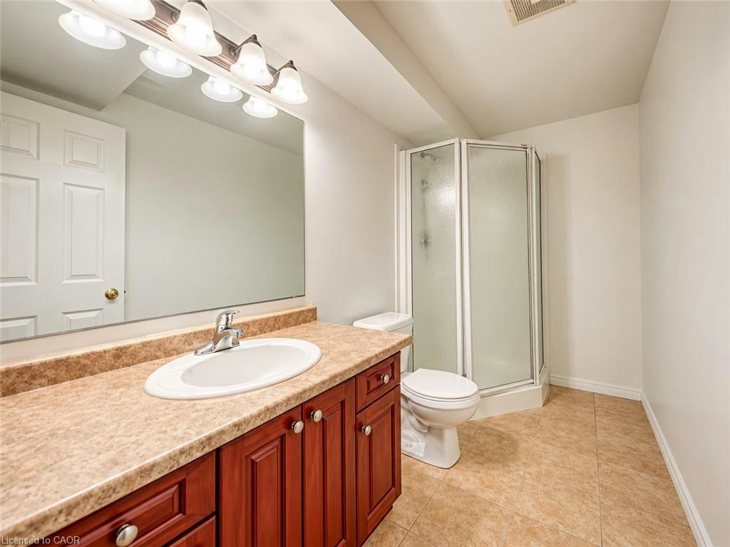 98 Donnenwerth Drive, Kitchener, ON, N2E 4C9 - 17
