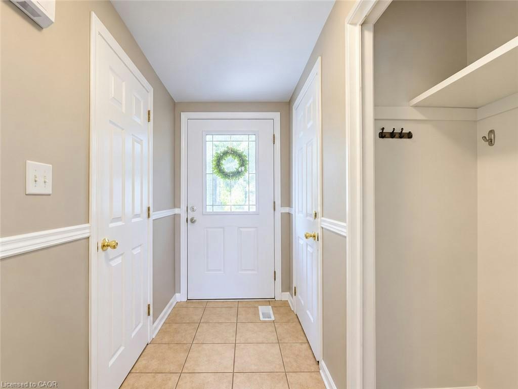 98 Donnenwerth Drive, Kitchener, ON, N2E 4C9 - 2
