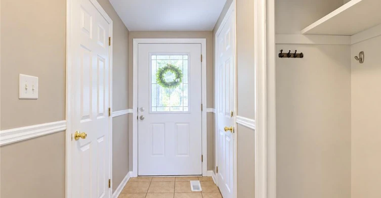 98 Donnenwerth Drive, Kitchener, ON, N2E 4C9 - 2