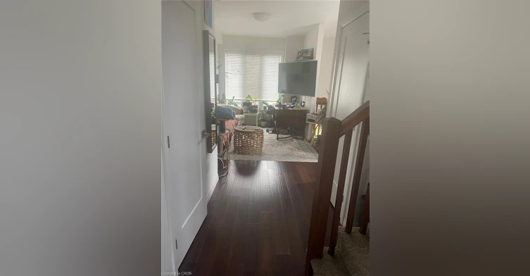 16 Pringle Lane, Hamilton, ON, L9G 0H2 - 5