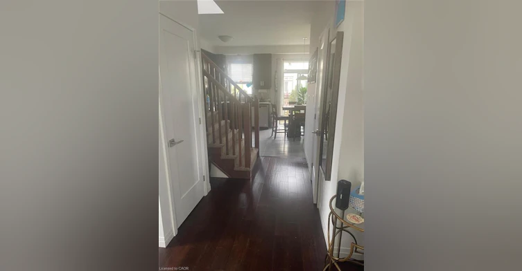 16 Pringle Lane, Hamilton, ON, L9G 0H2 - 4