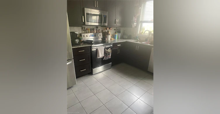 16 Pringle Lane, Hamilton, ON, L9G 0H2 - 7