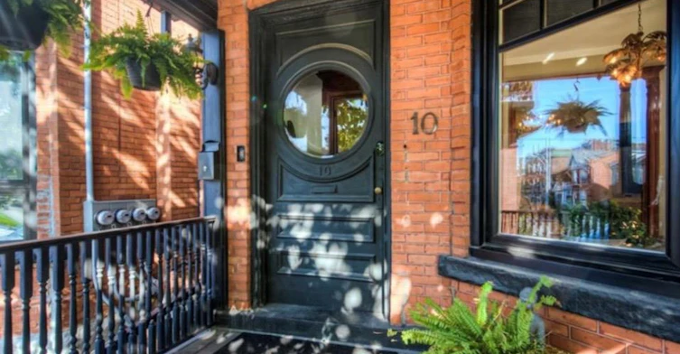 Lower-10 West Avenue N, Hamilton, ON, L8L 5B8