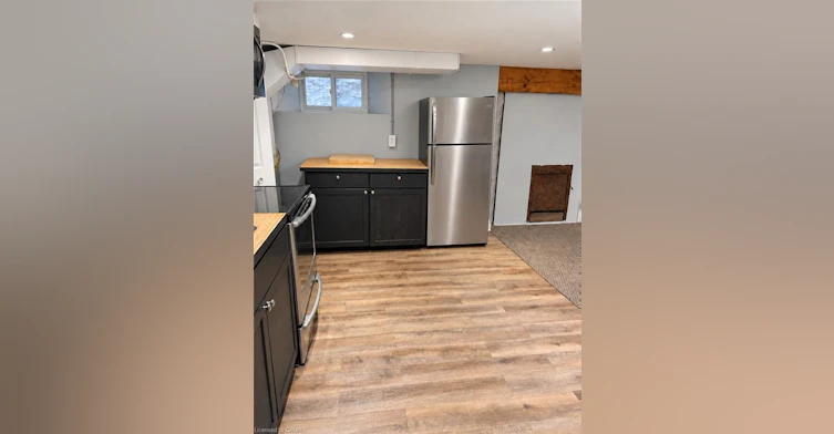 Lower-10 West Avenue N, Hamilton, ON, L8L 5B8 - 5