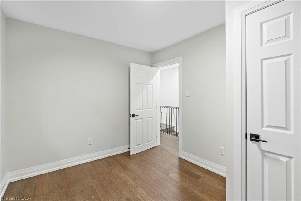 Upper-23 Somerset Avenue, Hamilton, ON, L8L 2L4 - 15