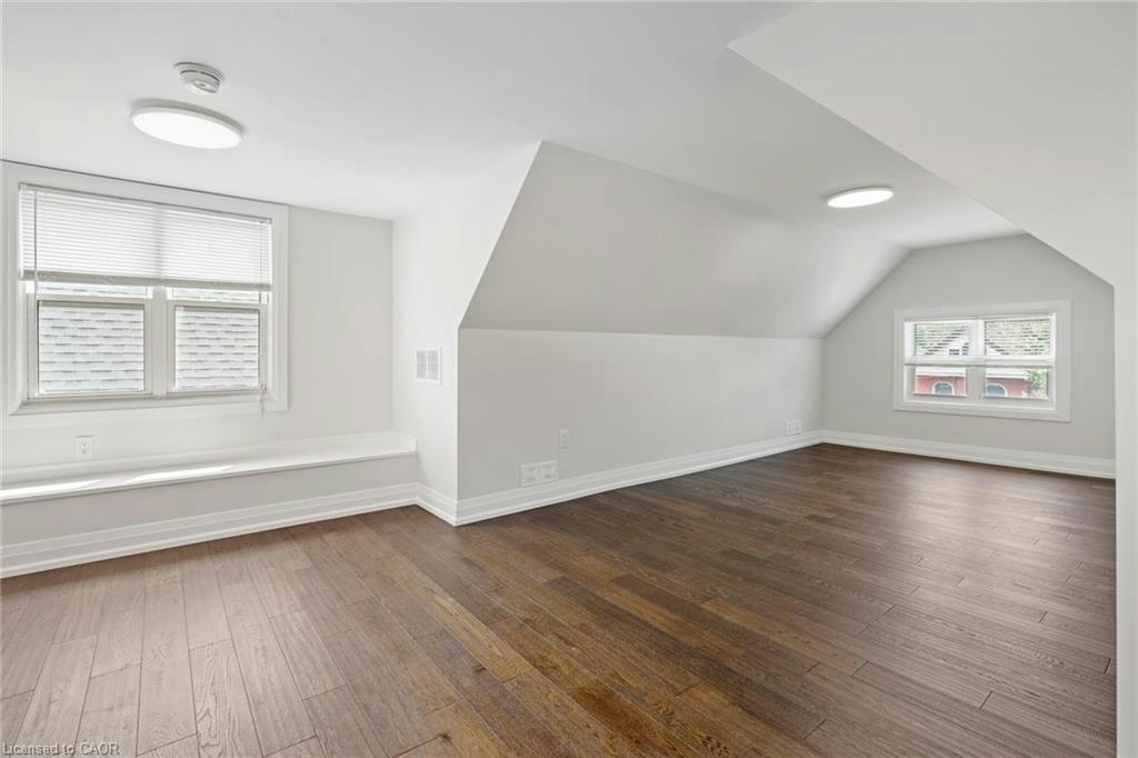 Upper-23 Somerset Avenue, Hamilton, ON, L8L 2L4 - 19