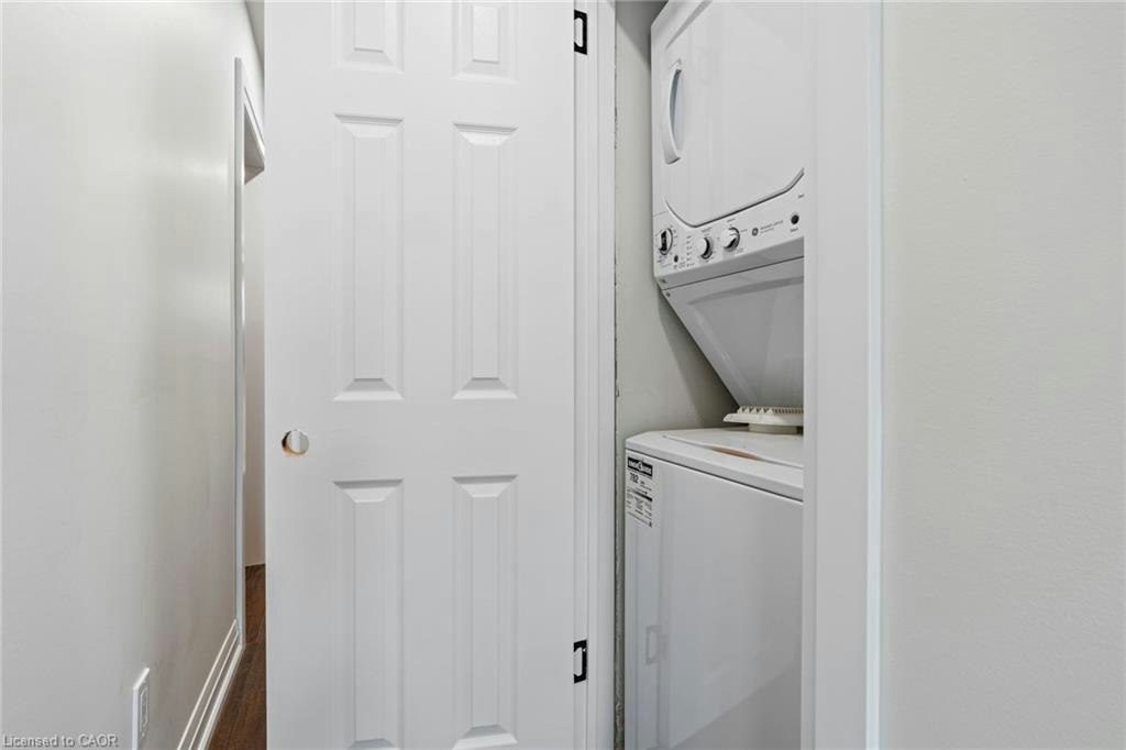 Upper-23 Somerset Avenue, Hamilton, ON, L8L 2L4 - 24
