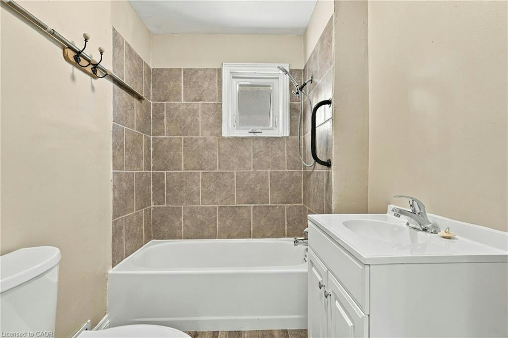 8541 Airport Road, Hamilton, ON, L0R 1W0 - 12