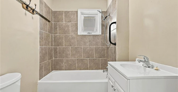 8541 Airport Road, Hamilton, ON, L0R 1W0 - 12
